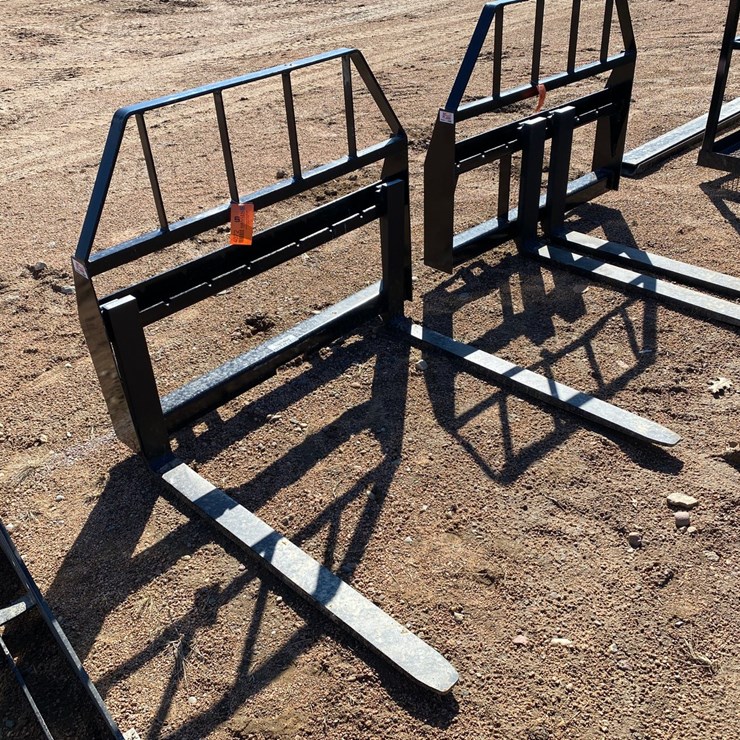 #4072 • Kivel 2,000 lbs. Pallet Fork Attachment