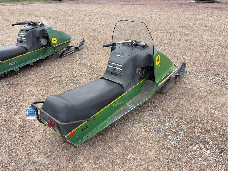 john-deere-400-image-3