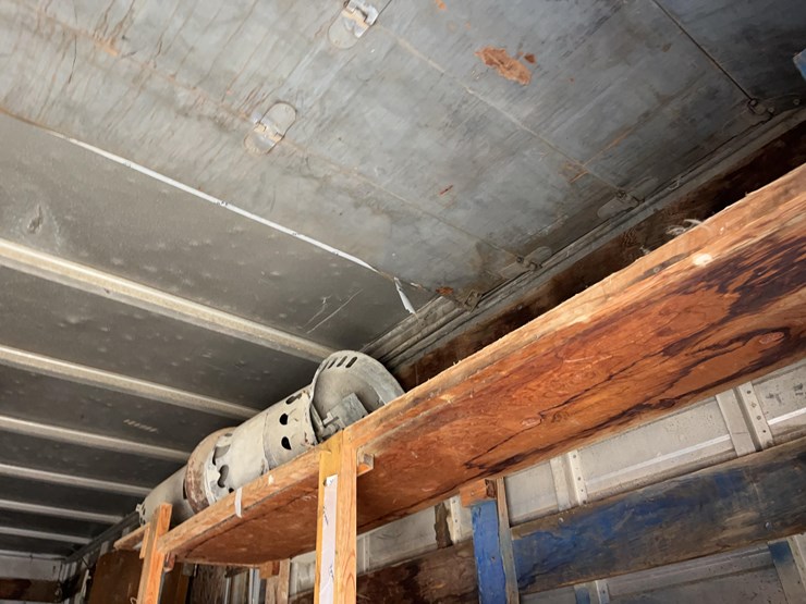enclosed-aluminum-job-trailer.-image-8