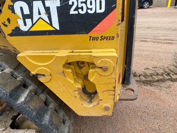 caterpillar-259d-image-27