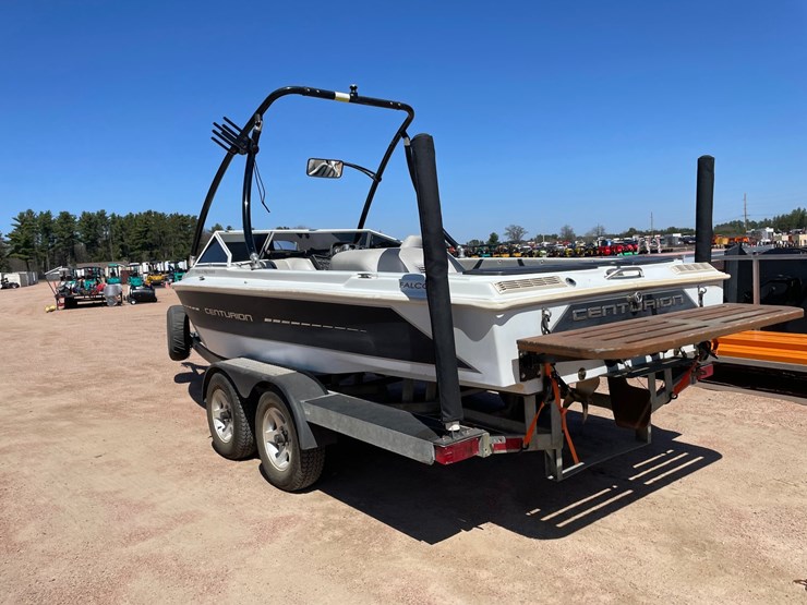 #1565-•-1989-ski-centurion-falcon-19'-ski-boat-(has-reg-card)-image-7