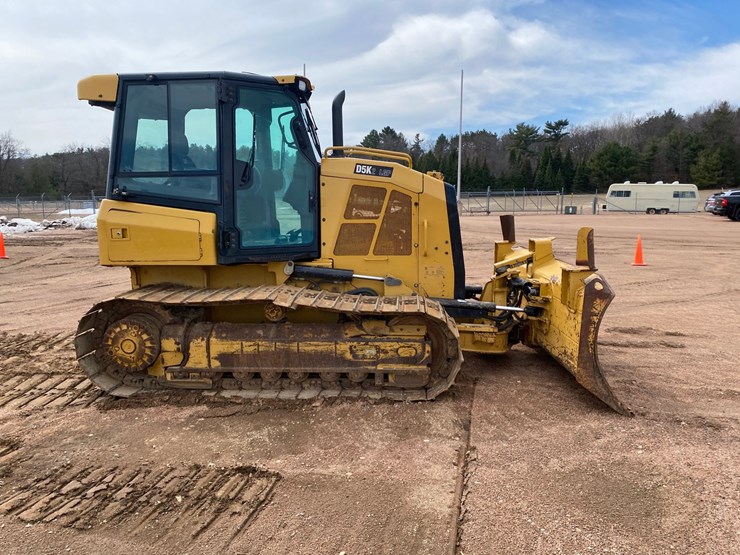 2016-caterpillar-d5k2-lgp-image-5