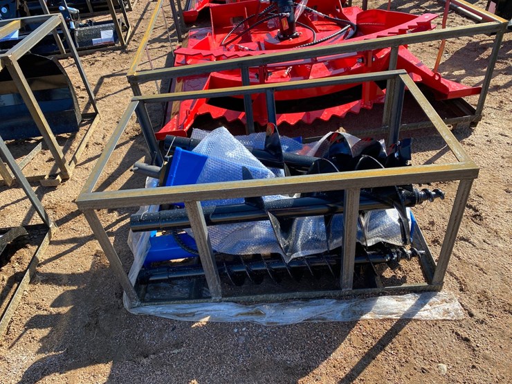 #4088-•-agt-hydraulic-auger-attachment-with-(3)-bits-image-2