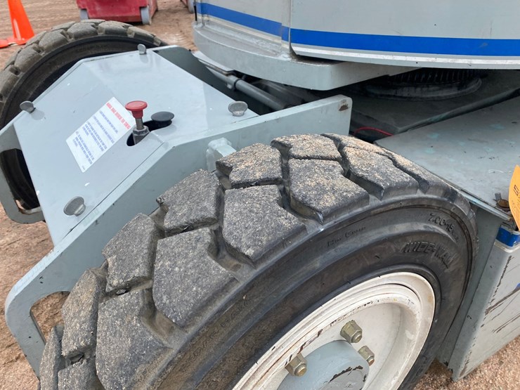 1995-skyjack-sjkb33n-image-24