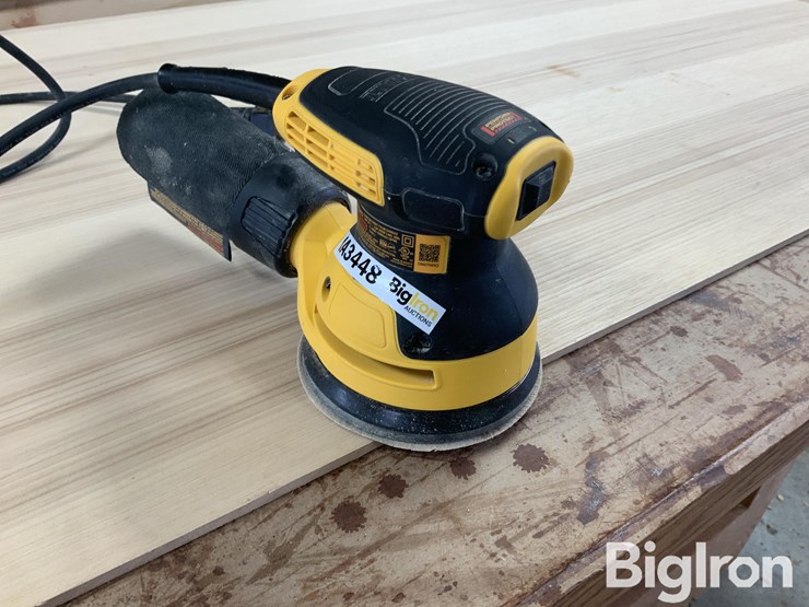 dewalt-dwe6423-sander-image-3