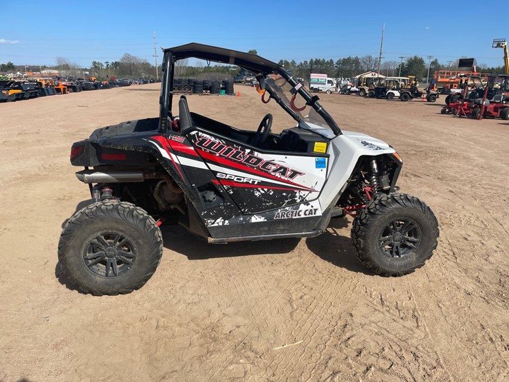 #1597-•-2015-arctic-cat-wildcat-sport-limited-utv-(has-reg.-card)-image-4