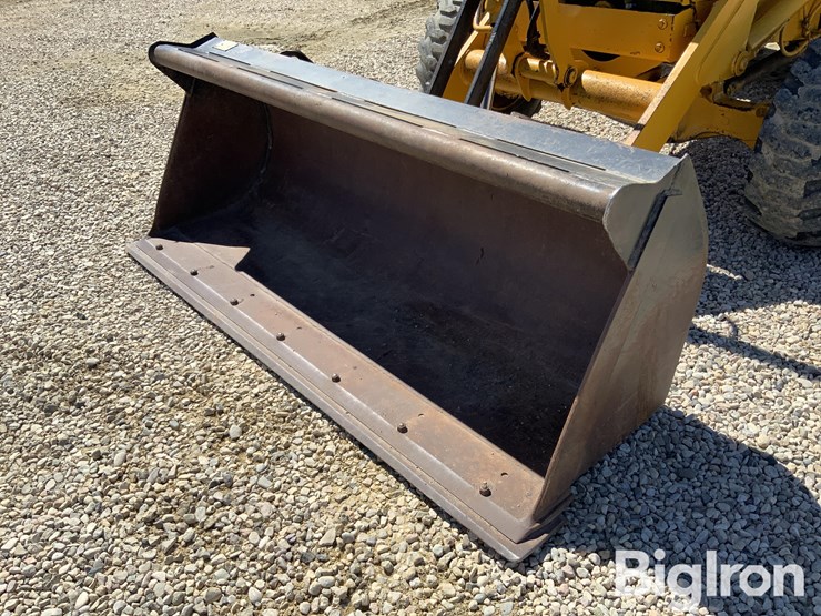 1990-deere-210c-image-9