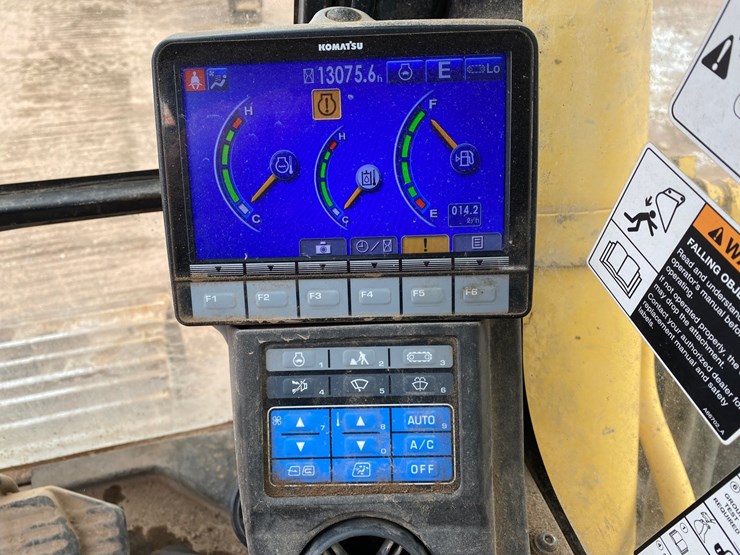 2013-komatsu-pc360-lc-10-image-48