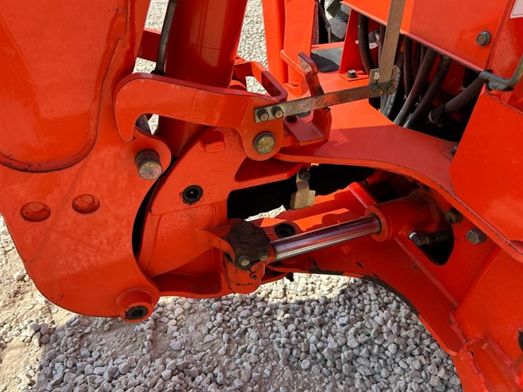 kubota-b26-image-15