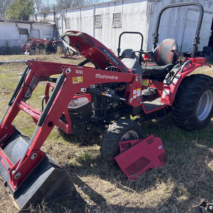 2024 Mahindra 1626S Compact Utility Tractor W/Loader