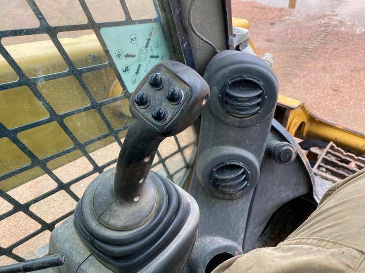 caterpillar-259d-image-46