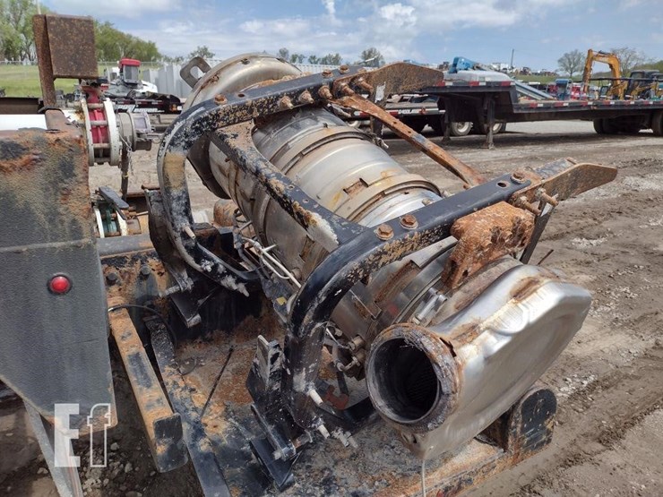 peterbilt-389-image-30