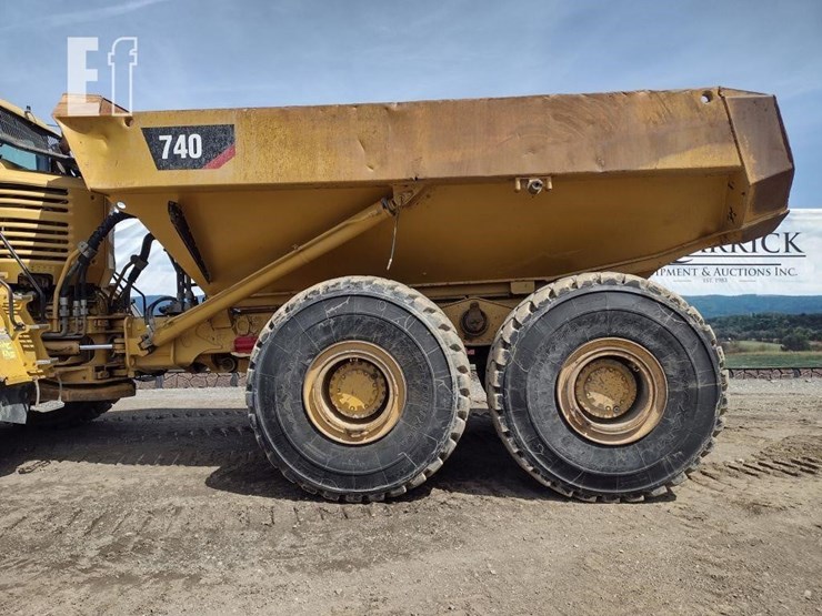 2007-caterpillar-740-image-14