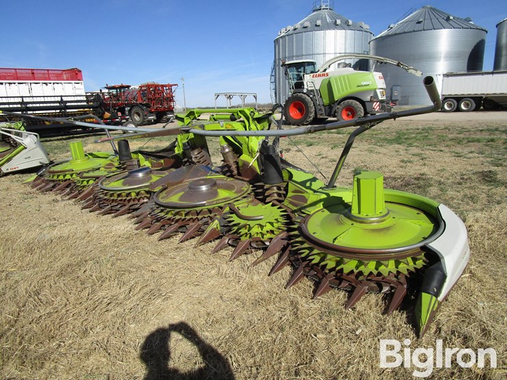 2019-claas-orbis-750-image-1