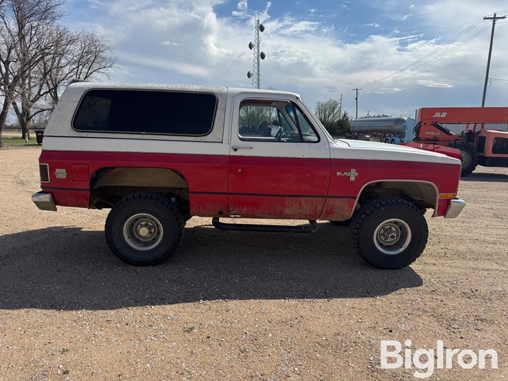 1982-chevrolet-k5-image-4