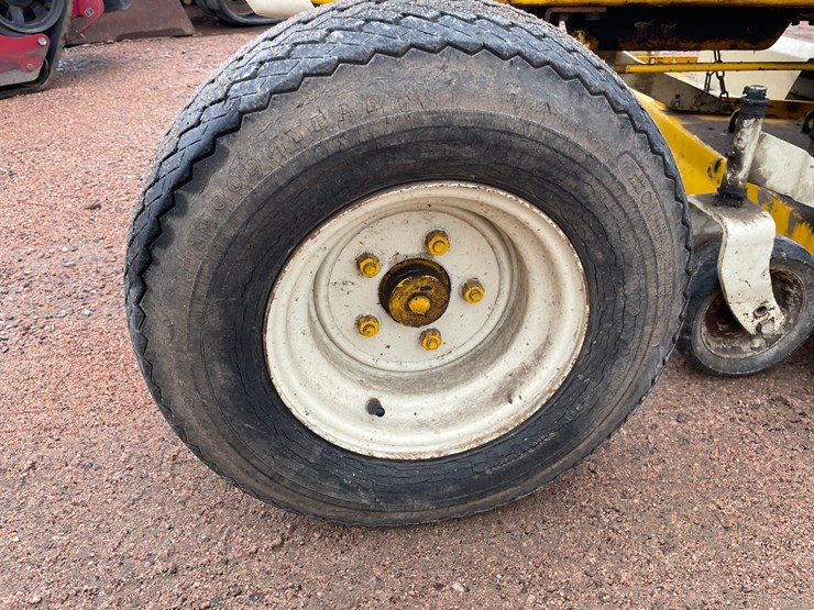 international-cub-lo-boy-image-12