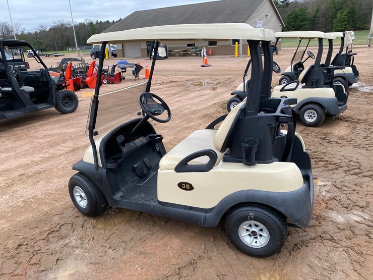 #1585-•-club-car-electric-golf-cart-with-charger-image-10