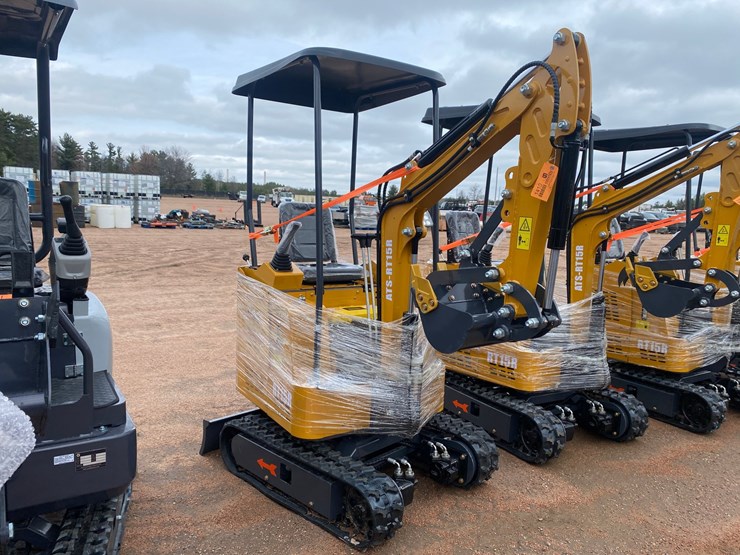 #5542-•-new-ats-rt15r-mini-excavator-image-2