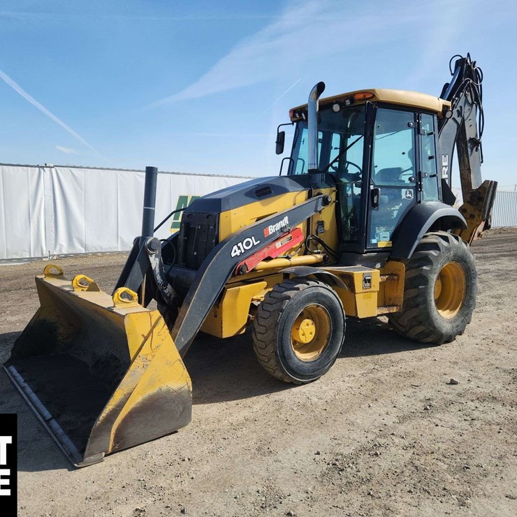 2017 DEERE 410L