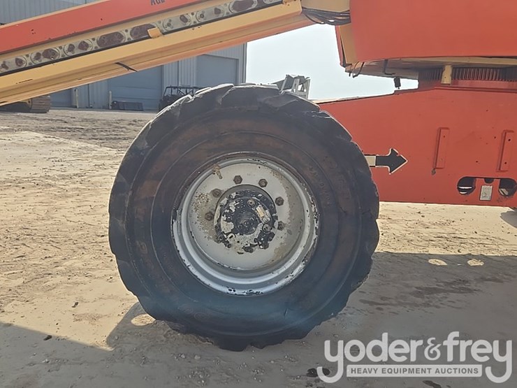 2008-jlg-400s-image-10
