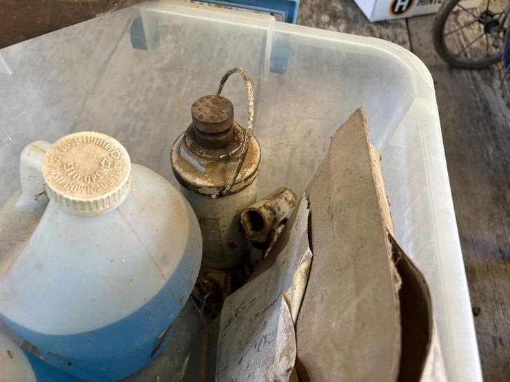 oil-windshield-washer-fluid---etc-image-2