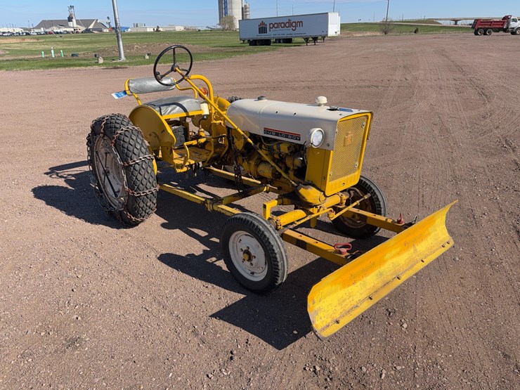 1968-international-cub-lo-boy-tractor-with-woods-belly-mower-image-2