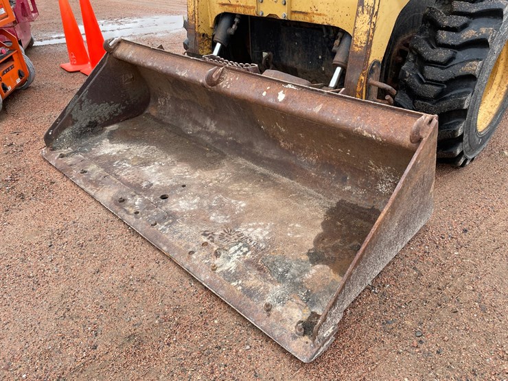 2005-caterpillar-252b-image-7