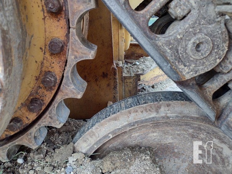 2006-caterpillar-d6n-xl-image-15