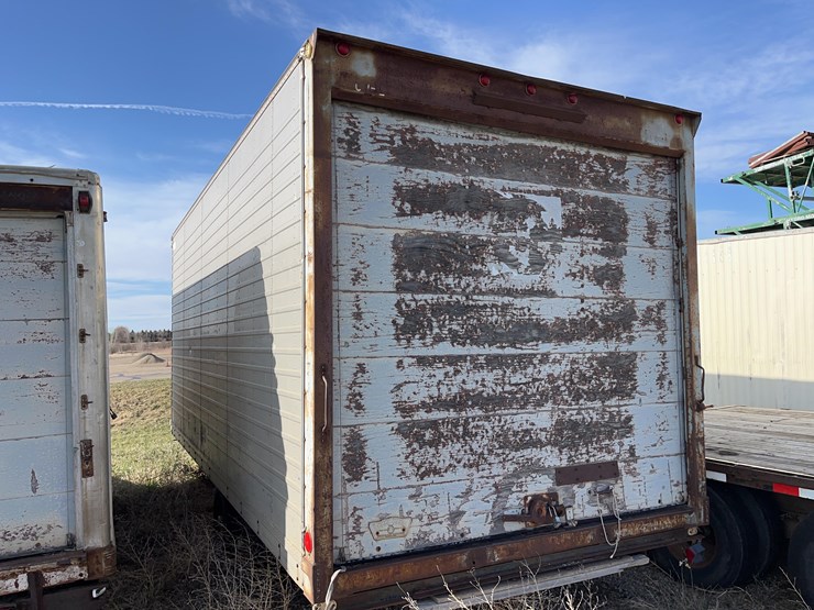 enclosed-aluminum-job-trailer.-image-2