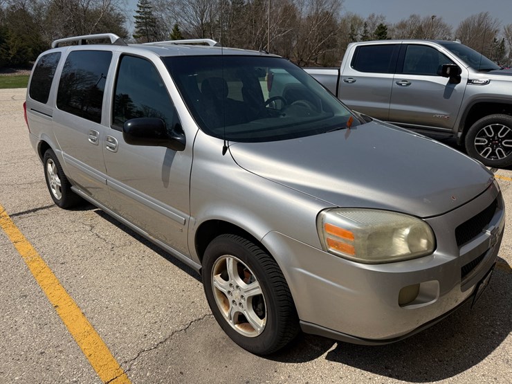 2006-chevrolet-uplander-lt-image-2