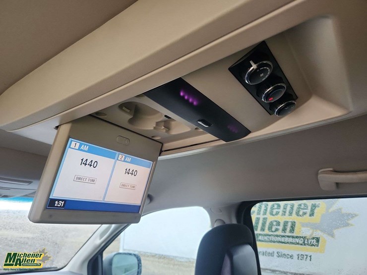 2011-dodge-grand-caravan-image-16