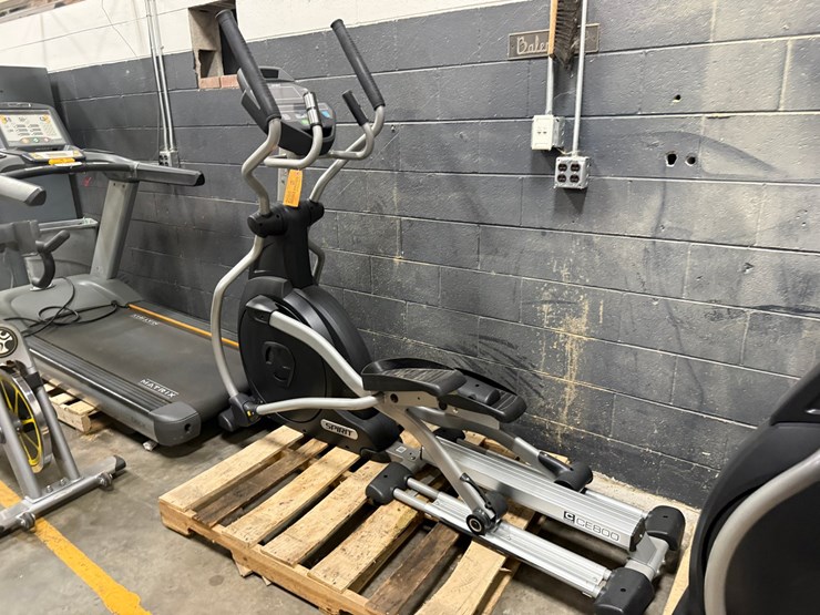 #2068-•-spirit-elliptical-ce800-image-1