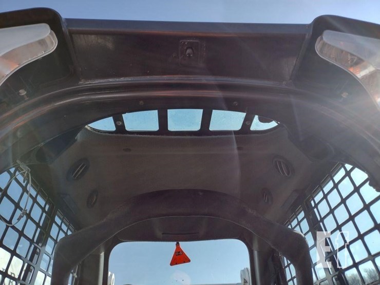2019-bobcat-t770-image-15