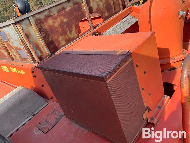 massey-ferguson-750-image-11