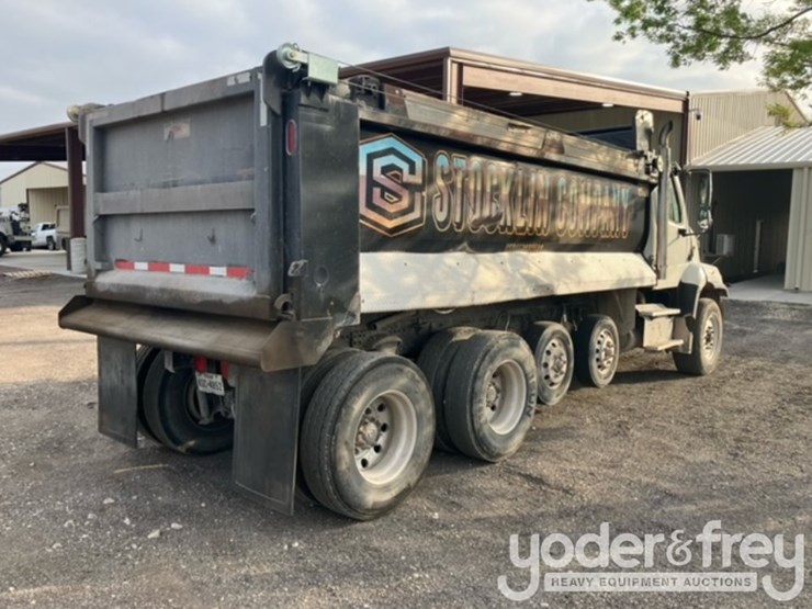 2018-freightliner-108sd-image-3