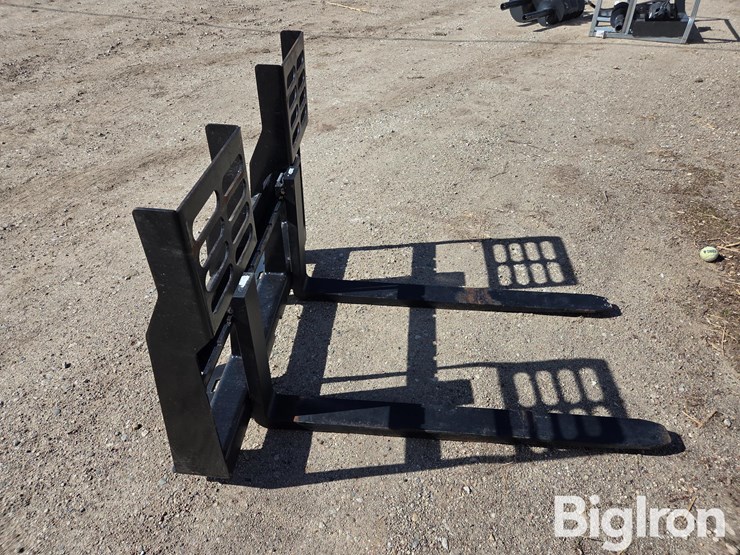 2025-msi-heavy-duty-pallet-fork-attachment-image-4