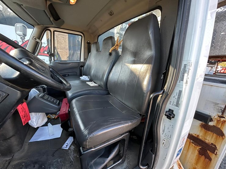 2016-international-durastar-4300-image-29