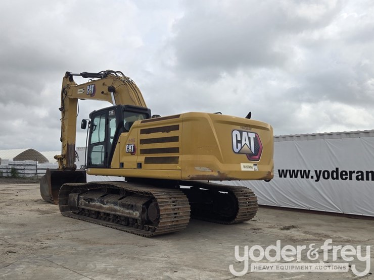 2021-caterpillar-336-image-3
