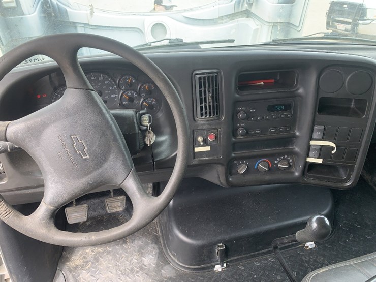 2005-chevrolet-kodiak-c6500-image-9