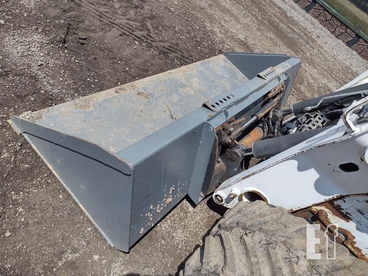 2013-bobcat-t770-image-19