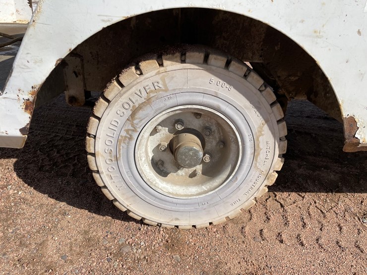 #1559-•-2017-taylor-dunn-electric-yard-cart-image-25