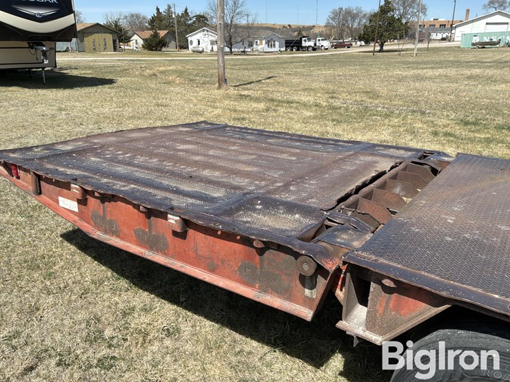 1975-muv-all-lowboy-image-18