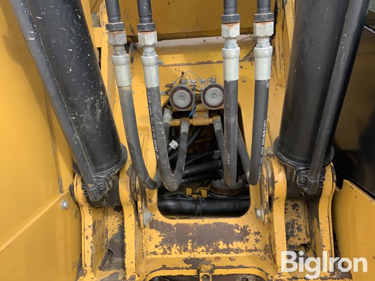 2011-caterpillar-321d-lcr-image-17