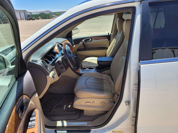 2009-buick-enclave-cxl-image-12