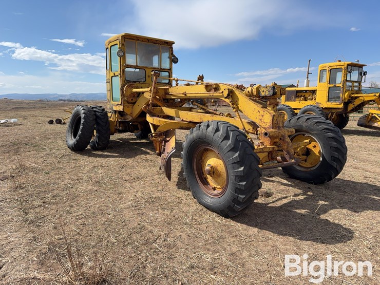 caterpillar-12-image-3