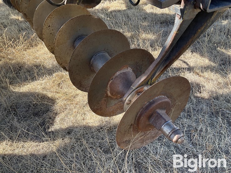 john-deere-331-image-16