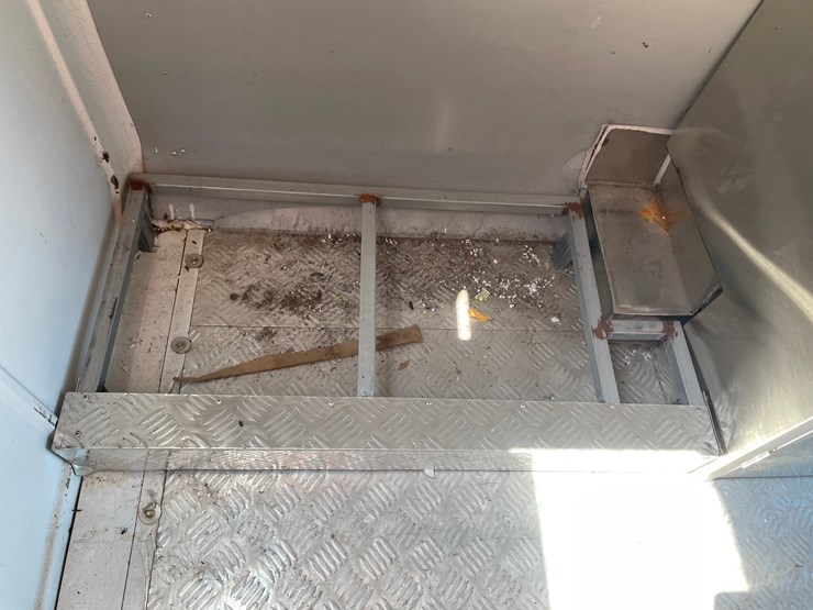 #1562-•-2019-qingdao-3-wheel-electric-food-truck-(no-title)-image-28