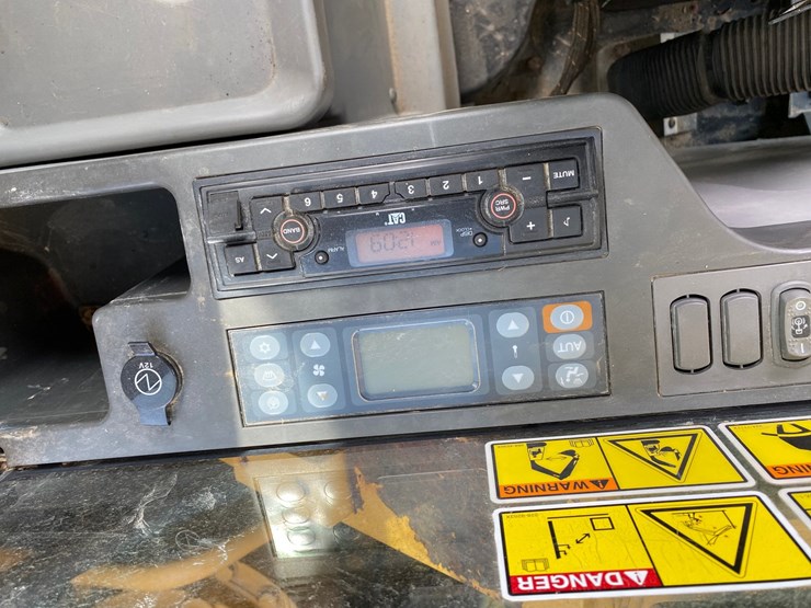 2014-caterpillar-324el-image-50