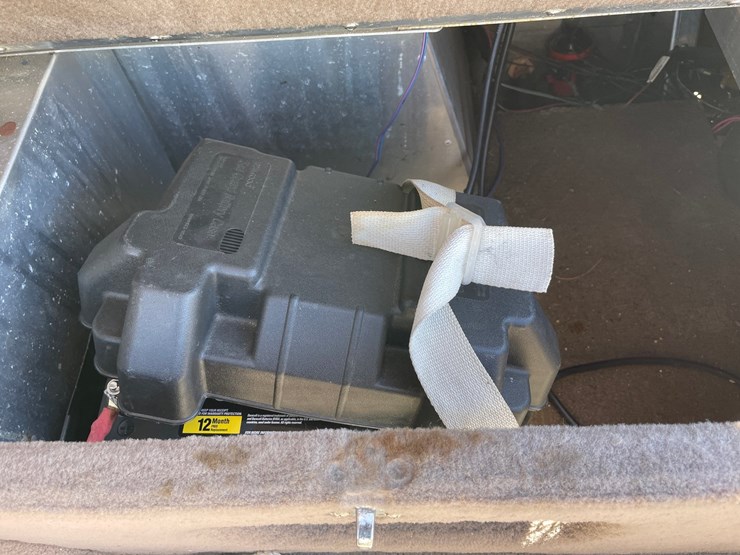 #1570-•-1998-smoker-craft-162-pro-mag-boat-with-trailer-(has-wi-title)-image-29