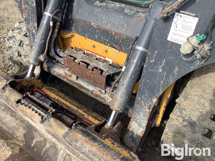 2021-deere-325g-image-15